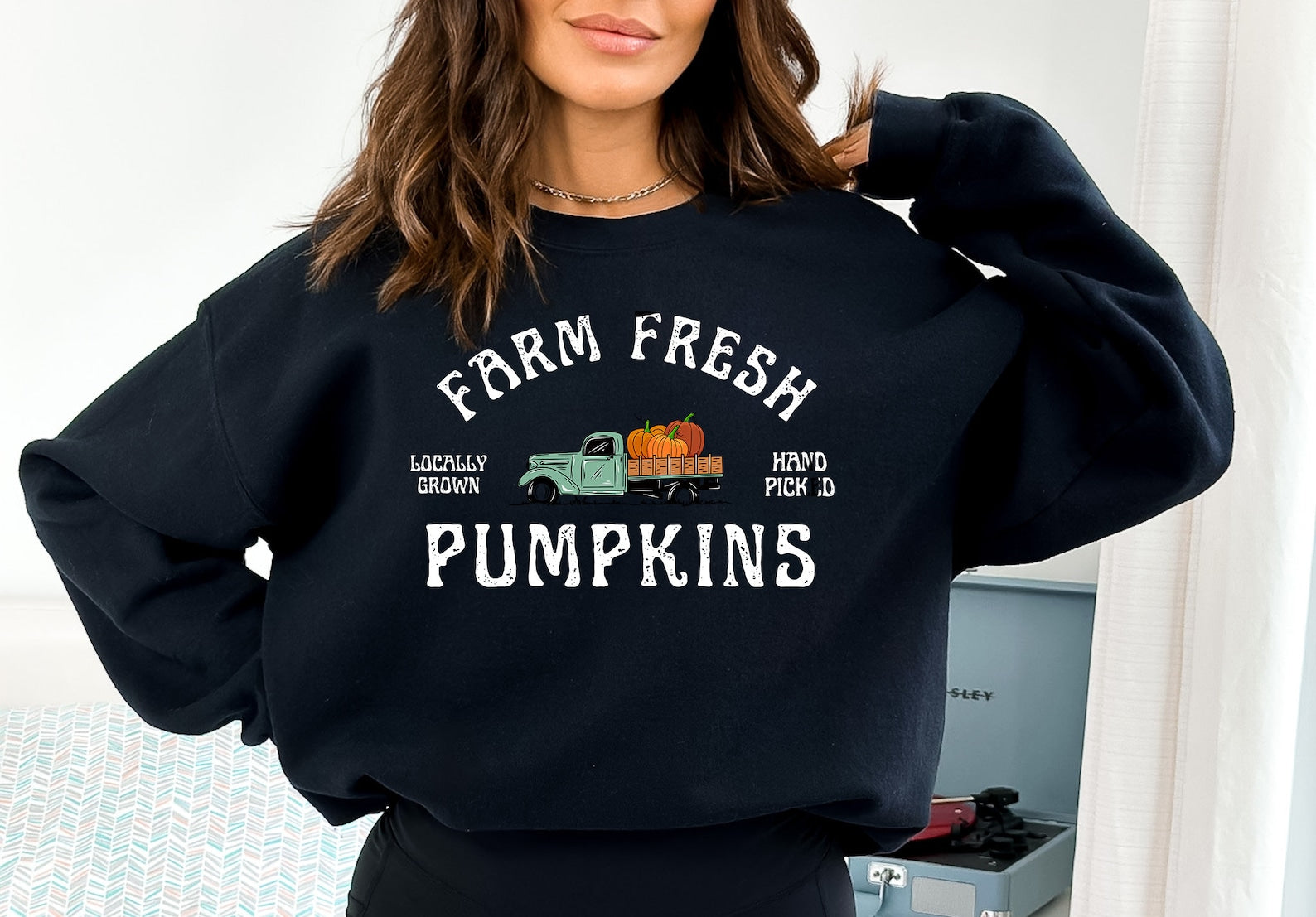 Farm Fresh Pumpkins Fall Women Sweatshirt, Thanksgiving Sweatshirt, Fall Pumpkin, Fall Sweatshirt, Pumpkin Patch, Autumn Sweatshirt, Halloween Women Sweatshirt