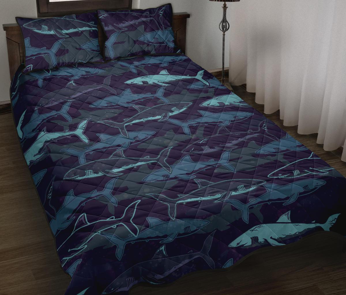 Shark pattern Quilt Bed Set