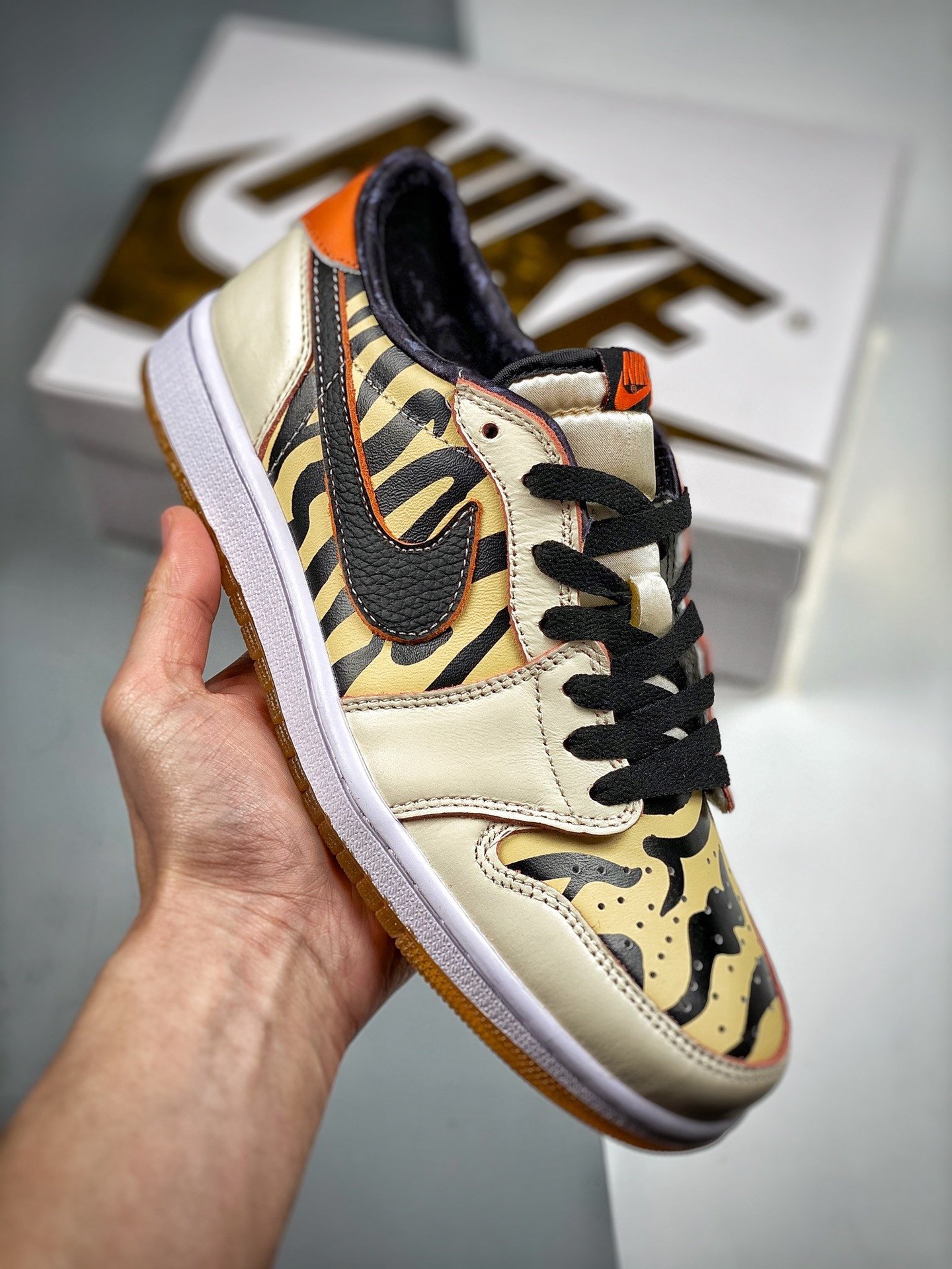 JD 1 Low OG Year of the Tiger WhiteBlack-Yellow DH6932-100 5341913