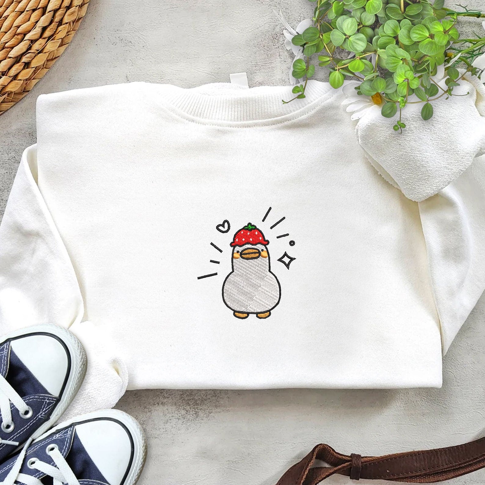 Strawberry Duck Embroidered Halloween Sweatshirt 2D Crewneck Sweatshirt All Over Print Sweatshirt For Women Sweatshirt For Men Sws3496