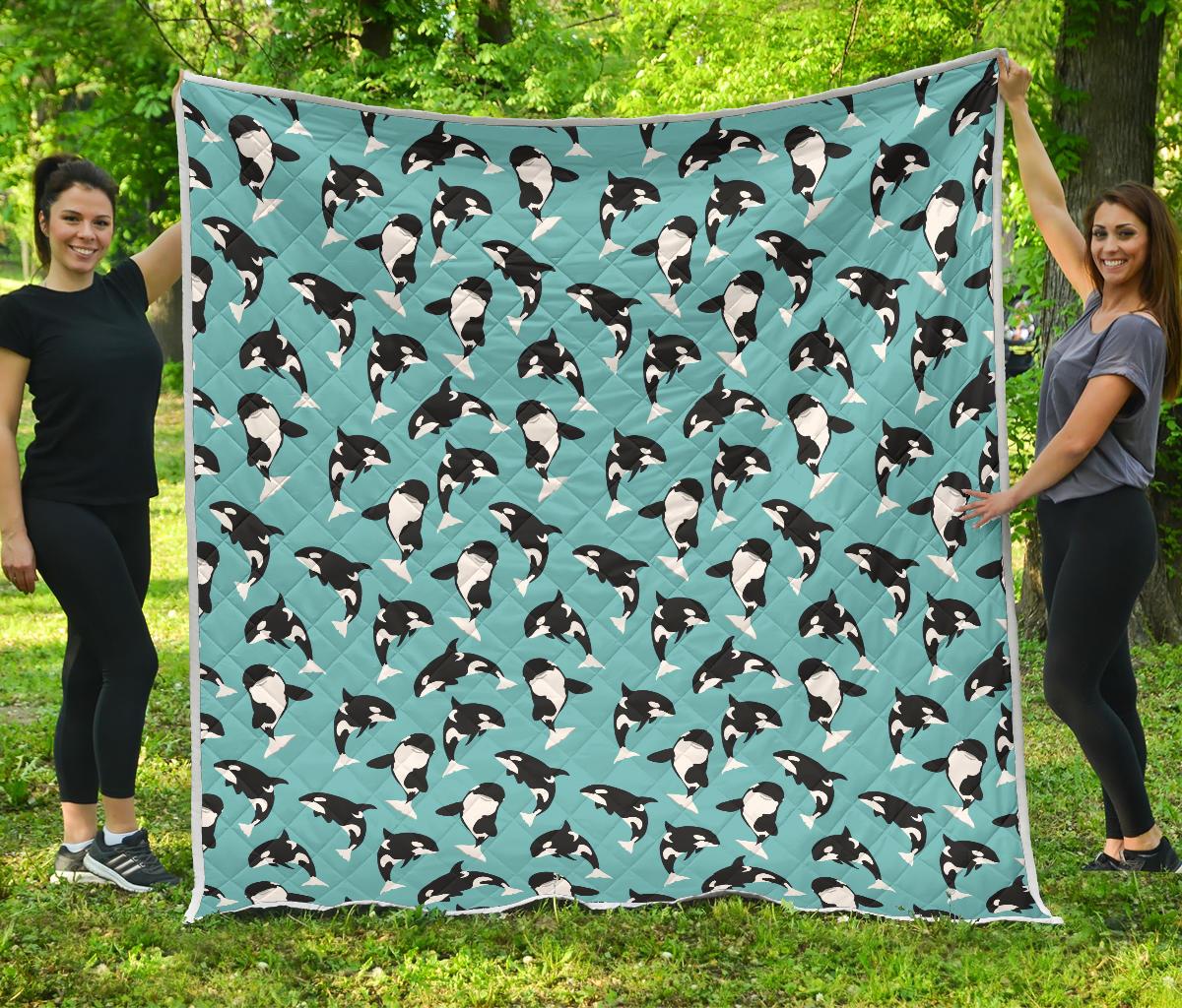 Whale Action Design Themed Print Quilt Bedspread