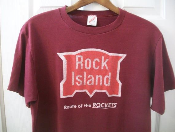 Vintage Railroad Shirtrock Island Route Of The Rockets Chicago Illinois Locomotive Logo Graphic Jerzees 50 50 Red Passenger Train Vtg Shirt