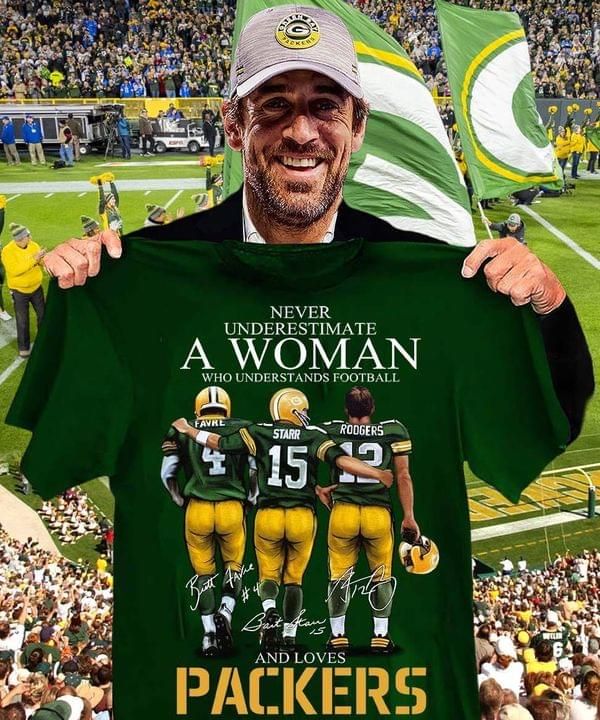 Never underestimate a woman who understands football and loves green bay packers best players signed for fan Tshirt Hoodie Sweater