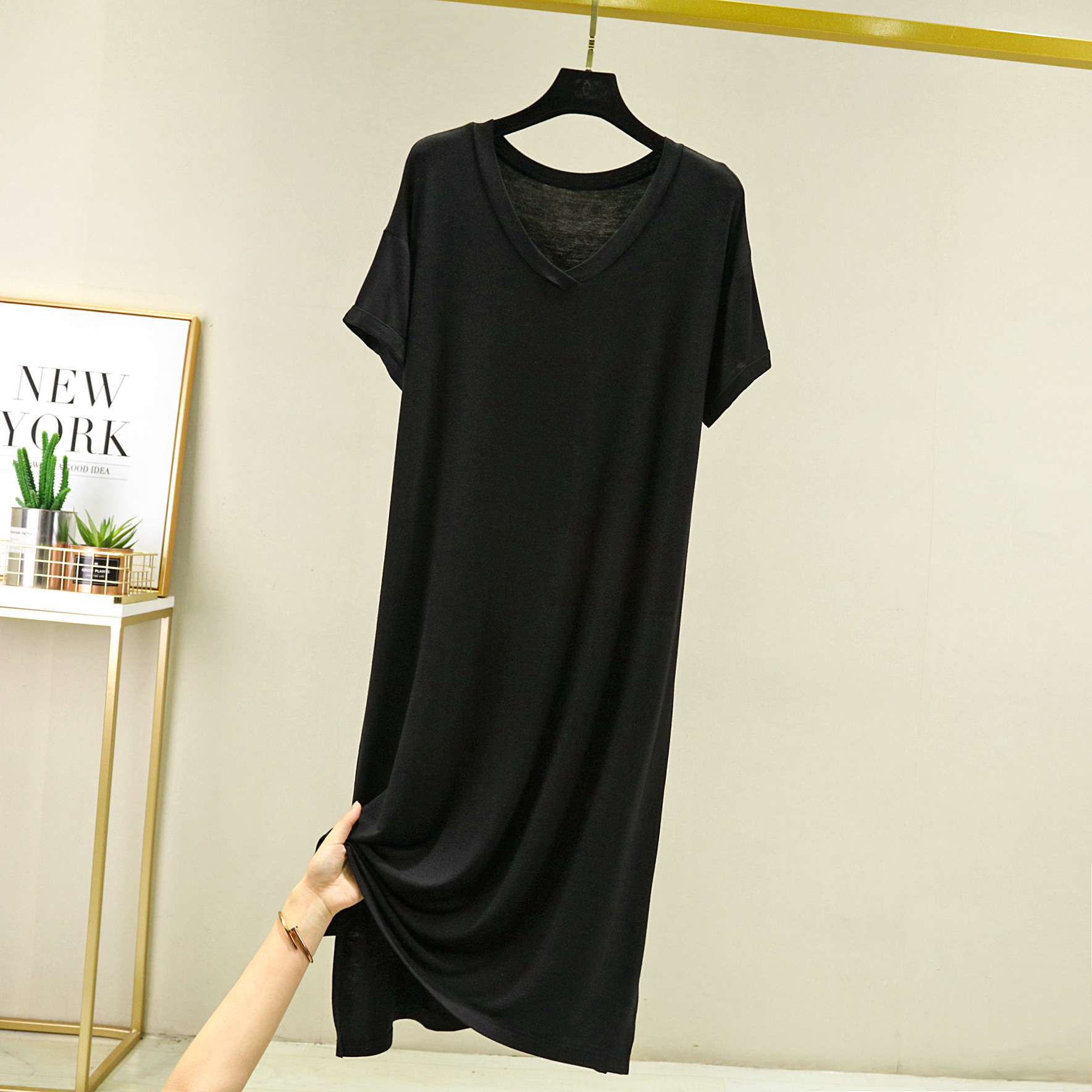 Soft Viscose Woman Dress Causal Loose Short Sleeve V-Neck Side Spilt T-shirt Dress Fashion Female Clothing alx