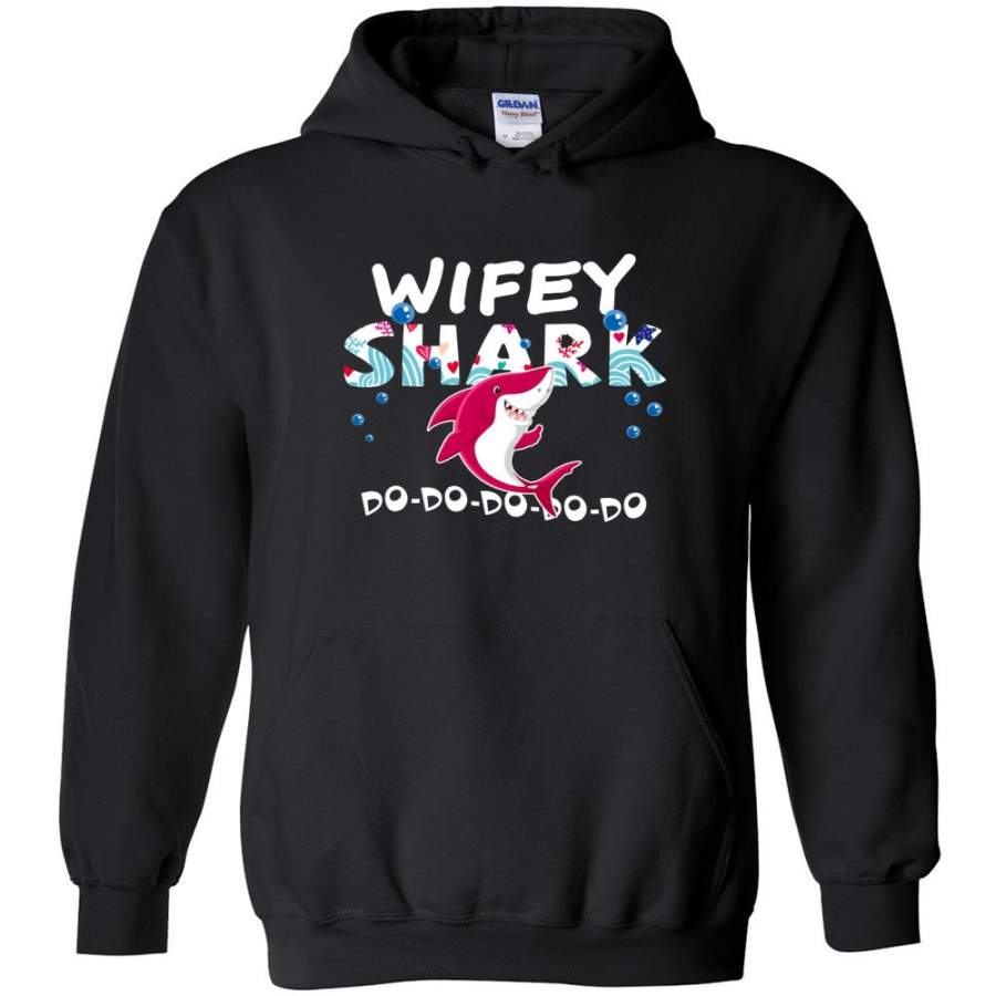 Shark Family Wifey Shark T Shirt Doo Doo Doo – Hoodie