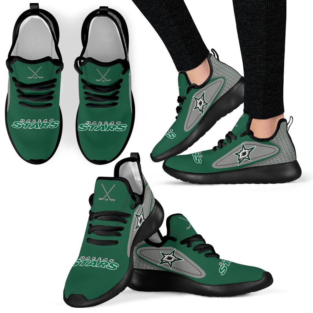 Colorful React Dallas Stars Mesh Knit Sneakers