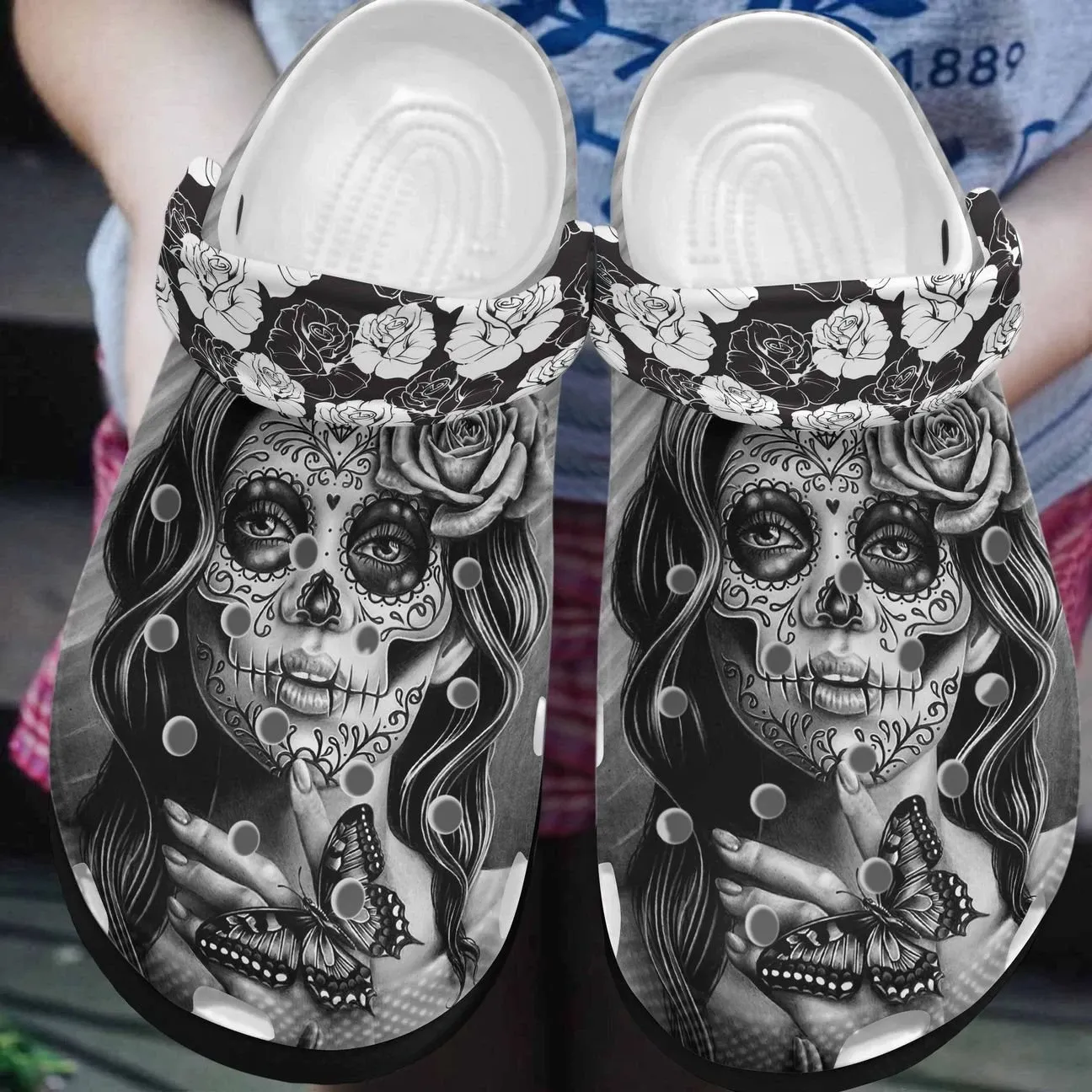 Skull Personalized Clog Custom Clogs Comfortablefashion Style Comfortable For Women Men Kid Print 3D Black And White Roses Skull