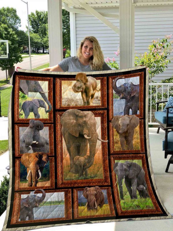 Elephant Walking On The Savanna  Lovely Elephant  Quilt Blanket