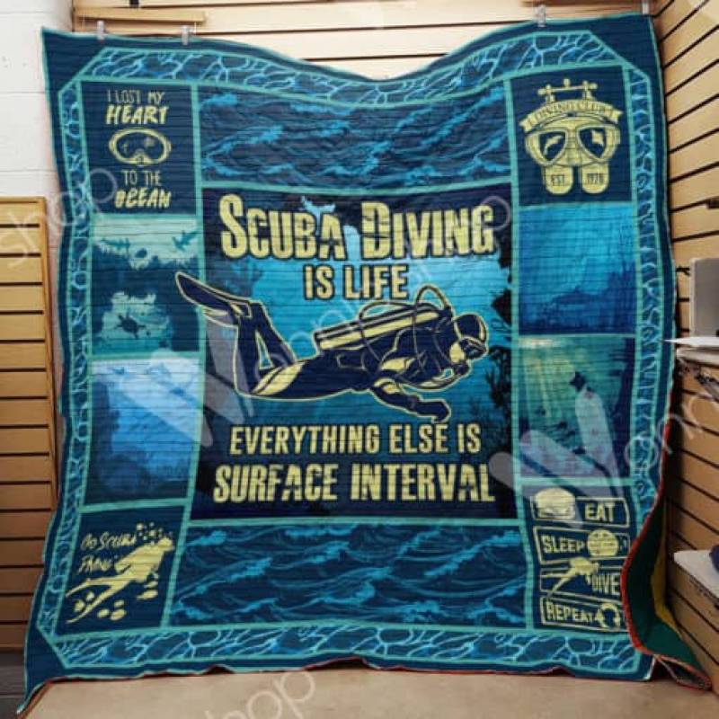 Scuba Diving A1702 83O35 Blanket