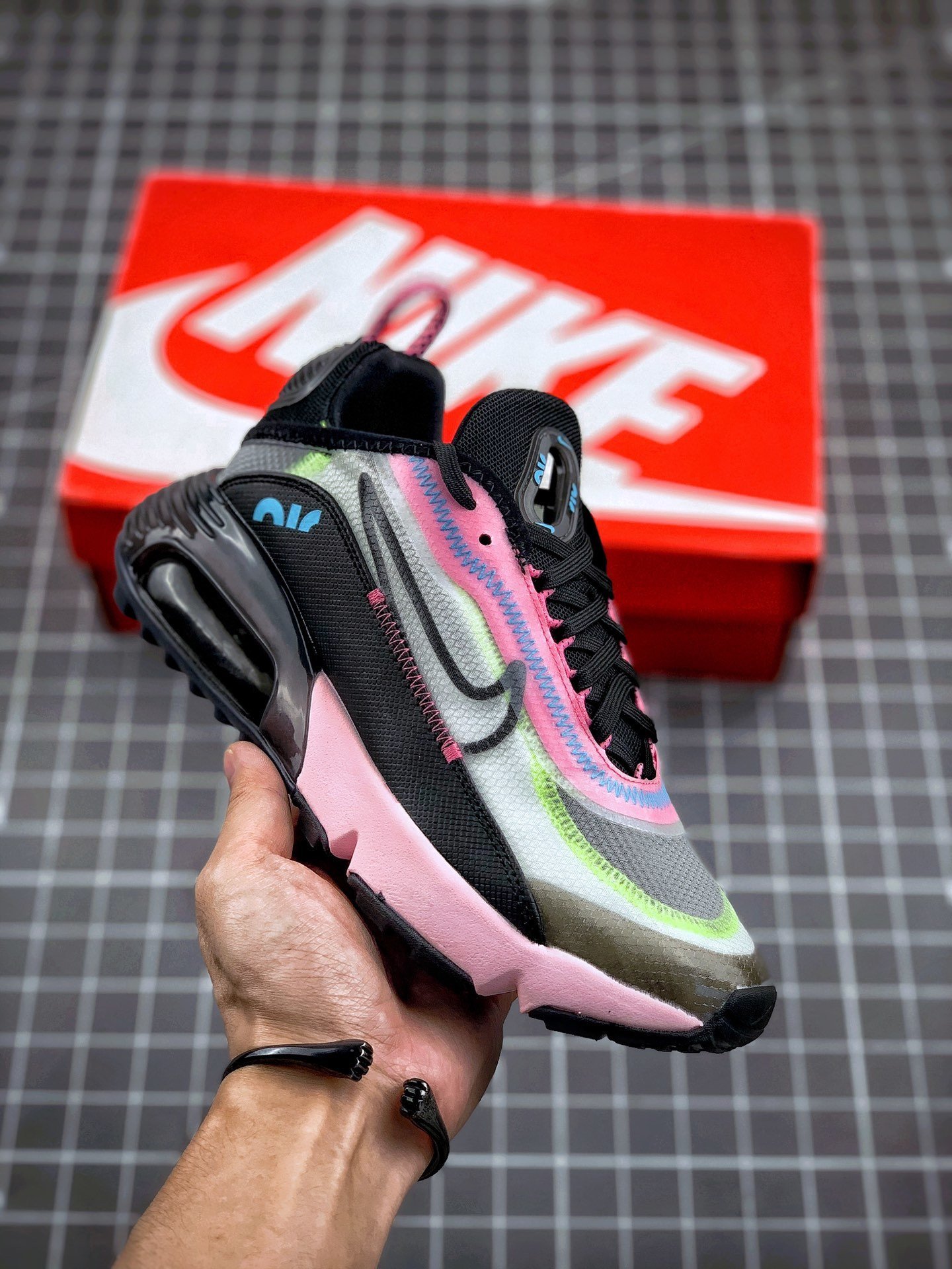 Nike Air Max 2090 Pink Foam CW4286-100 5339879