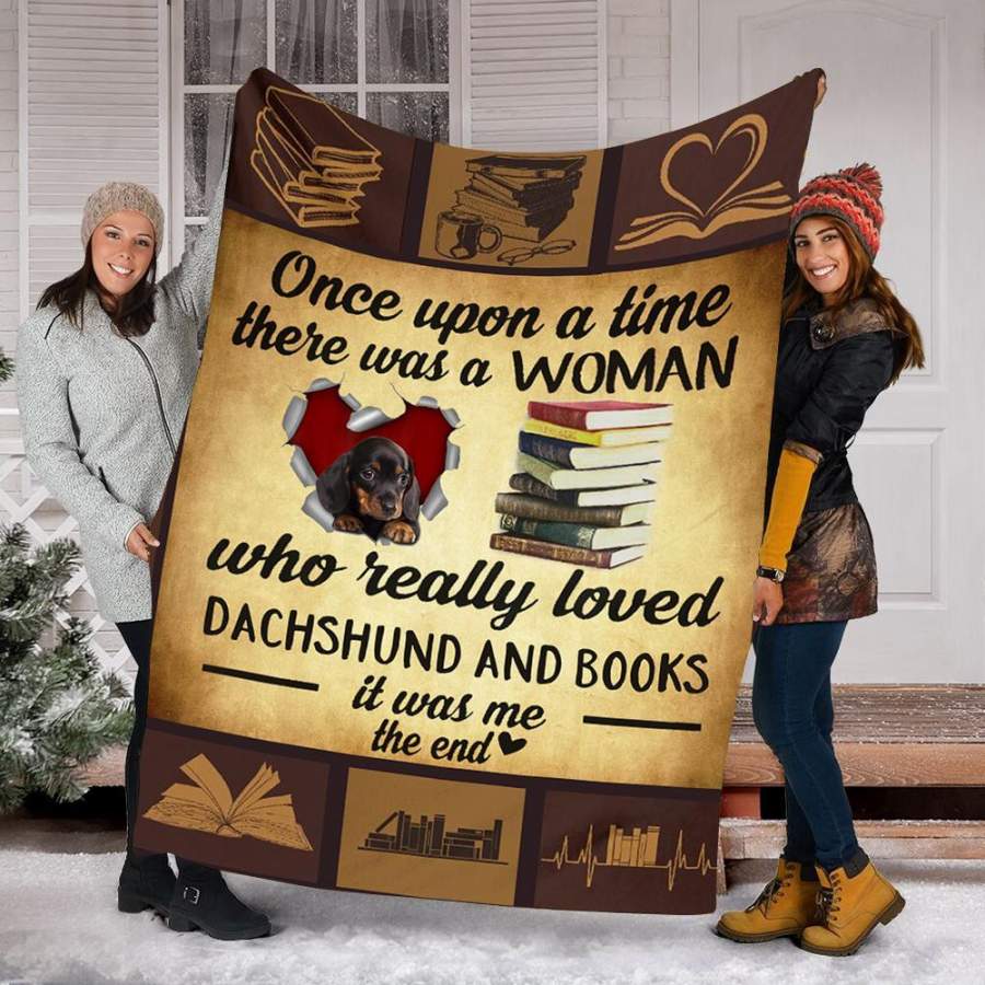 Custom Blanket Dachshund Dog And Books Blanket – Fleece Blanket