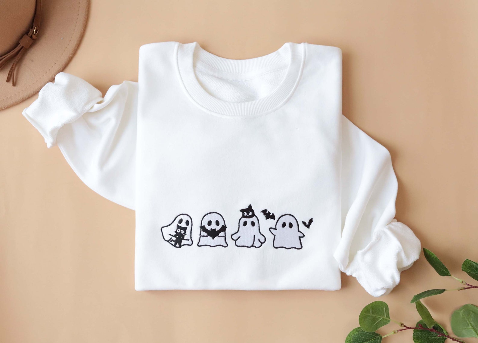 Cute Ghost Embroidered Sweatshirt 2D Crewneck Sweatshirt All Over Print Sweatshirt For Women Sweatshirt For Men Sws4559