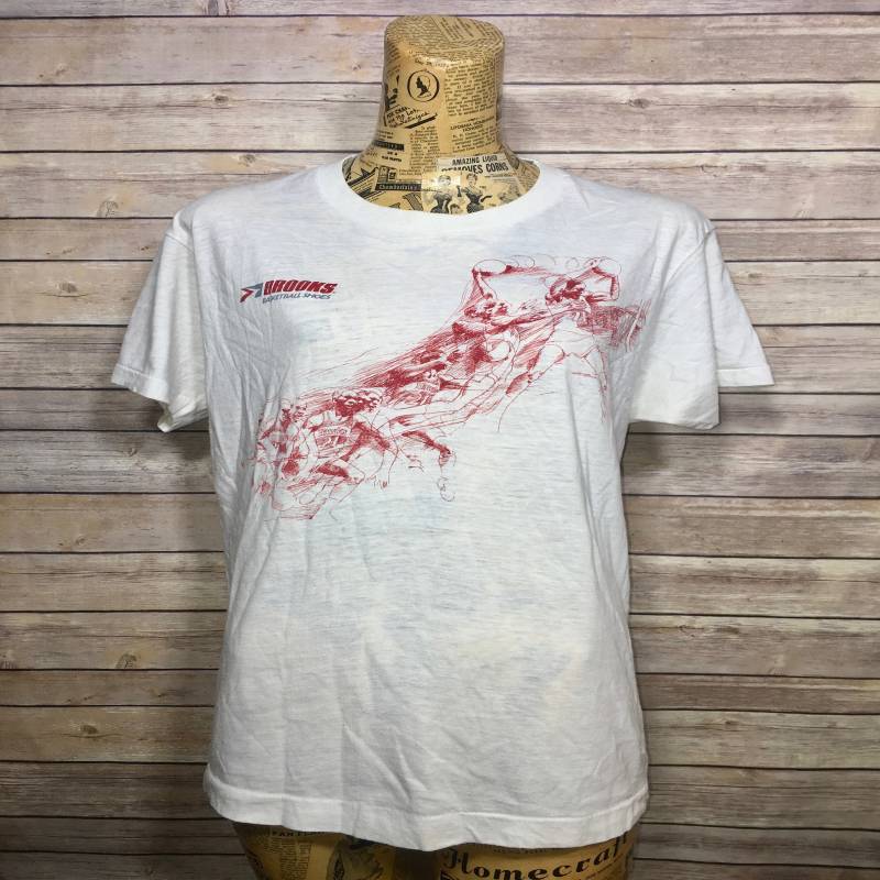 Vintage 80s Dominique Wilkins All American Basketball Camp Brooks Basketball Shoes T-Shirt (XL)