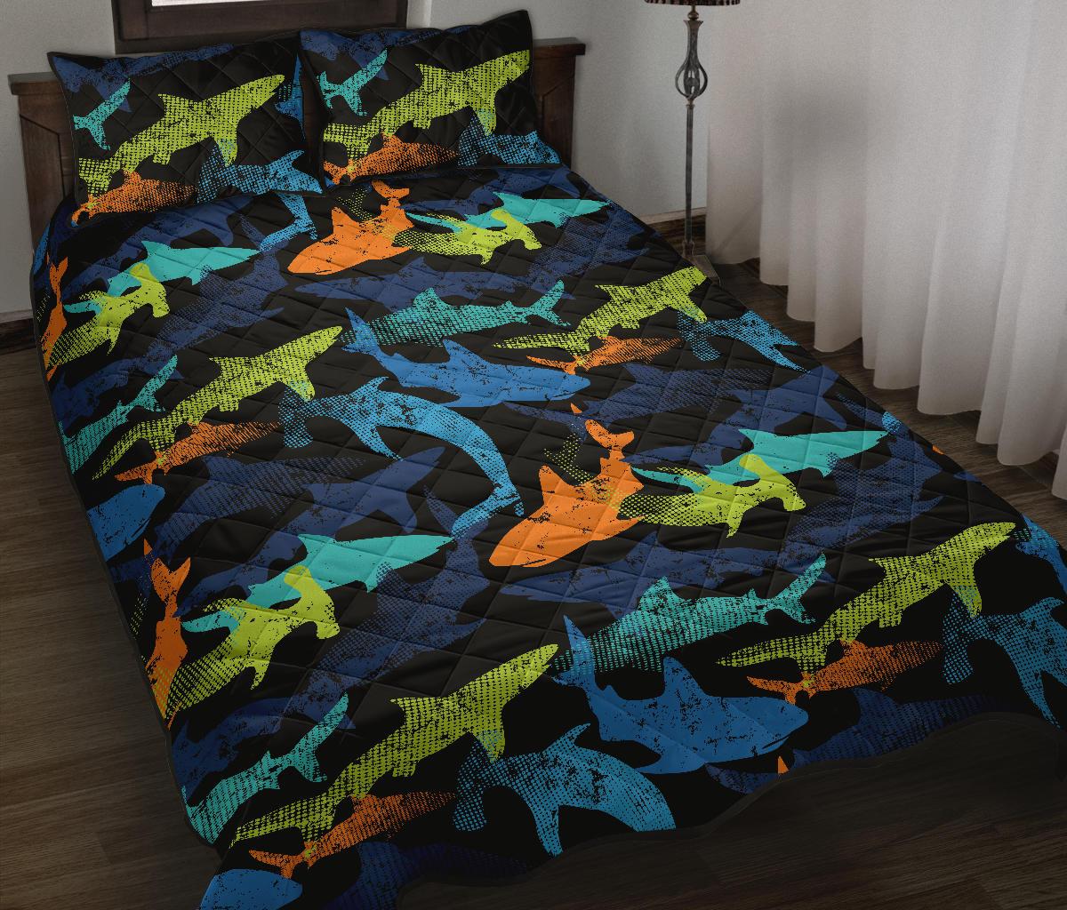 Colorful shark Quilt Bed Set