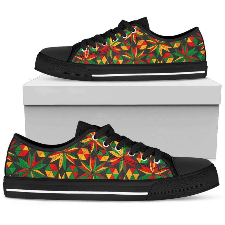 Abstract Geometric Reggae Pattern Print Men’s Low Top Shoes