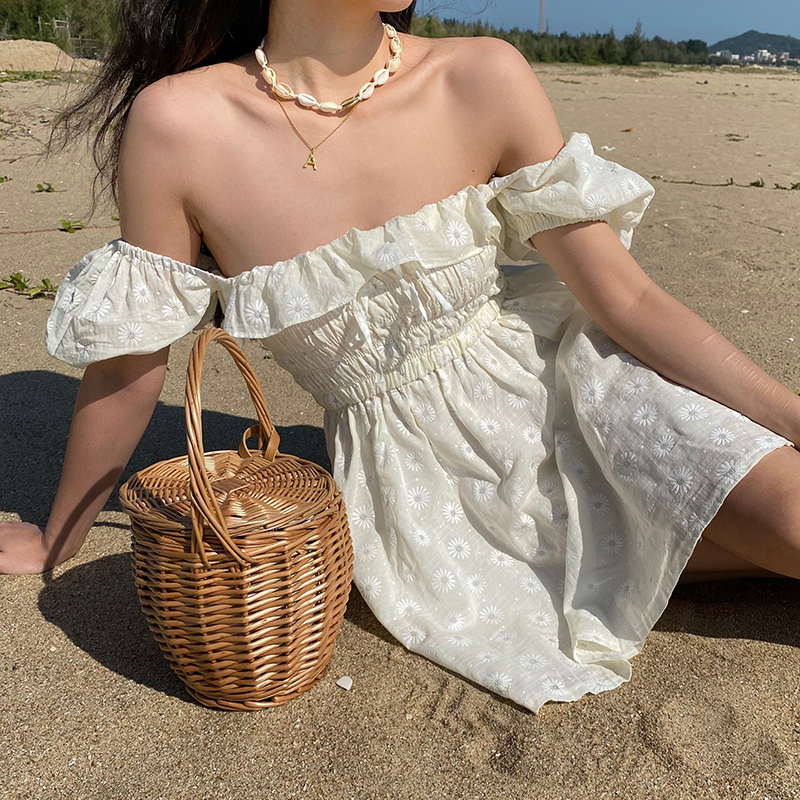 2021 Summer White Flower Beach Dress Woman Puff Sleeve Slash Collar Ruffled Daisy Embroidered Pleated Dresses Elegant Vintage alx