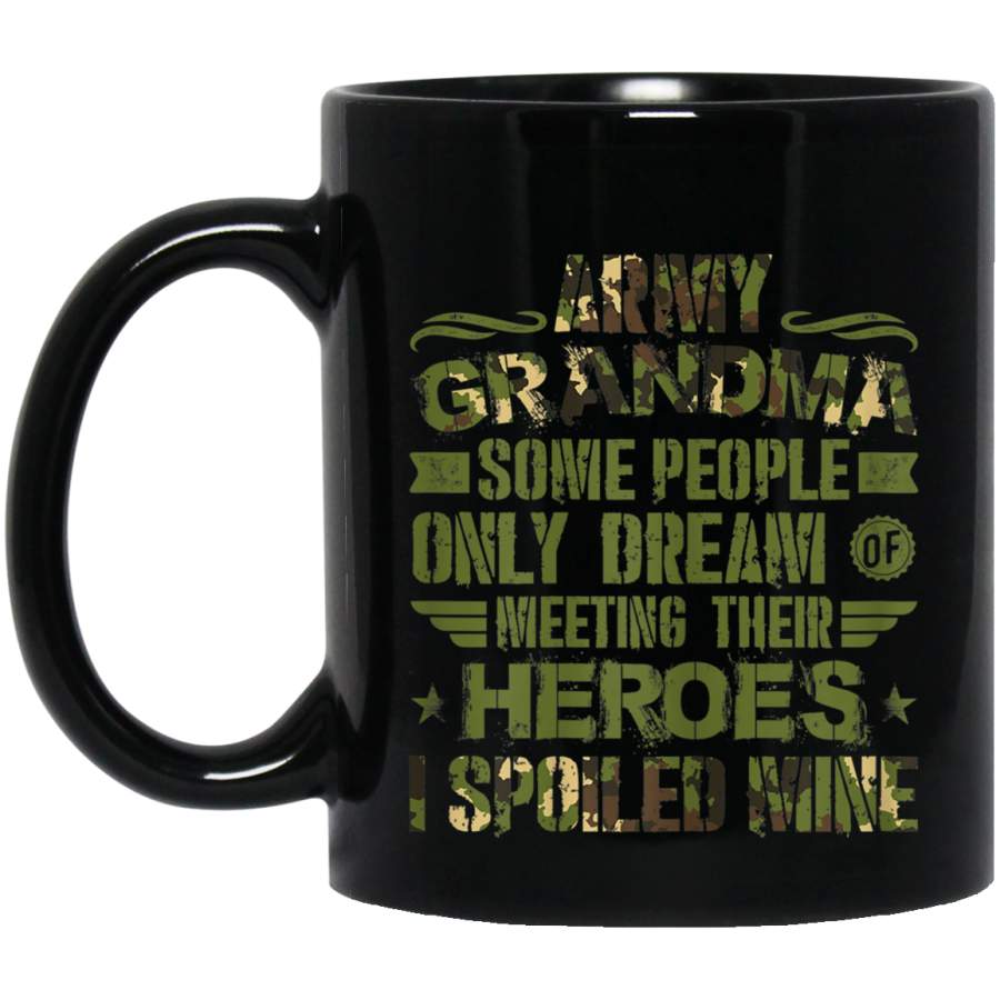 Womens Army Grandma Shirt For A Proud Military Grandma Veterans Day Christmas Gift Mug