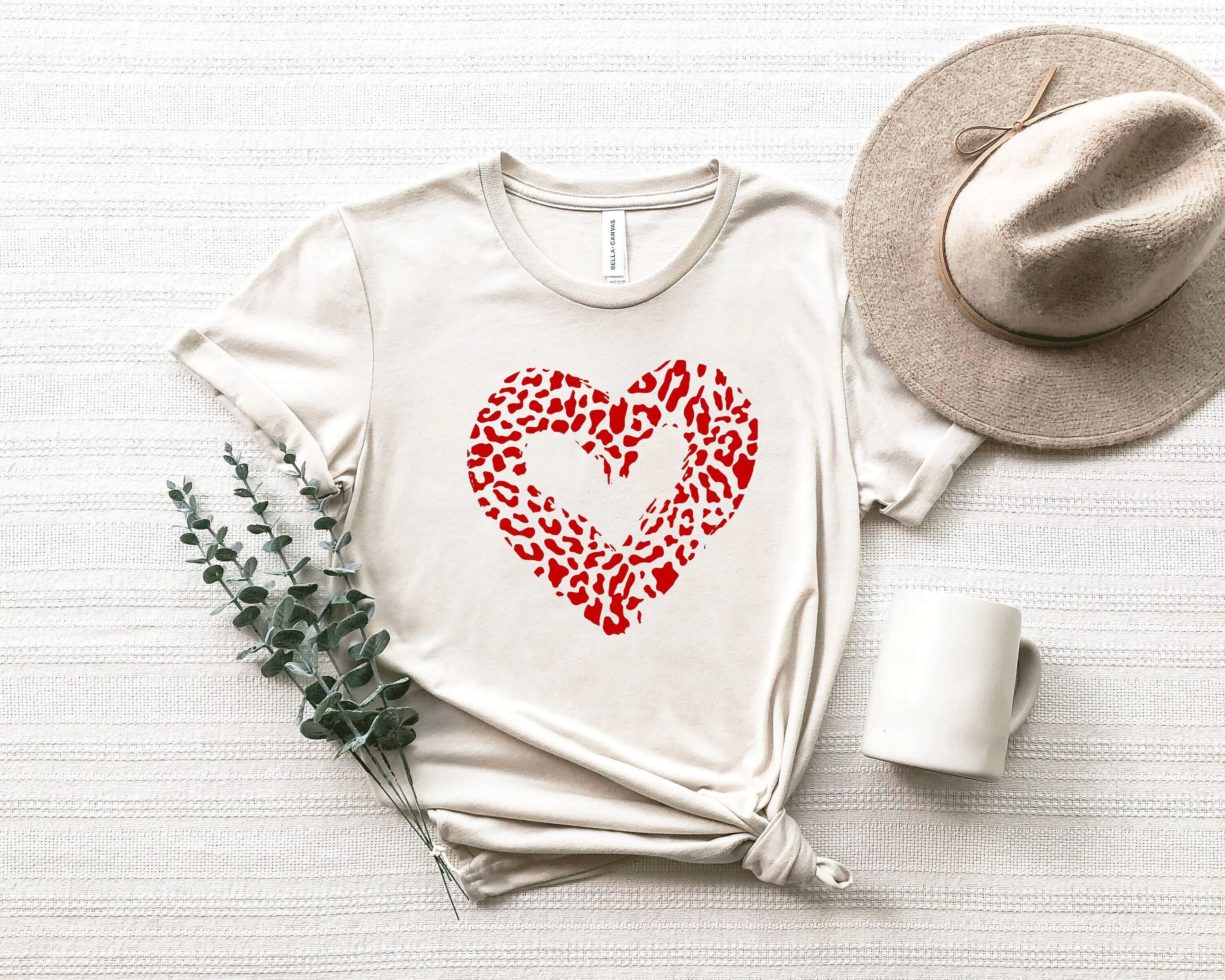 Leopard Heart Shirt, Cute Valentines Day Shirt, Leopard Shirt, Cute Heart Shirt Unisex, Valentines shirt, Cute Valentines Outfit Tee