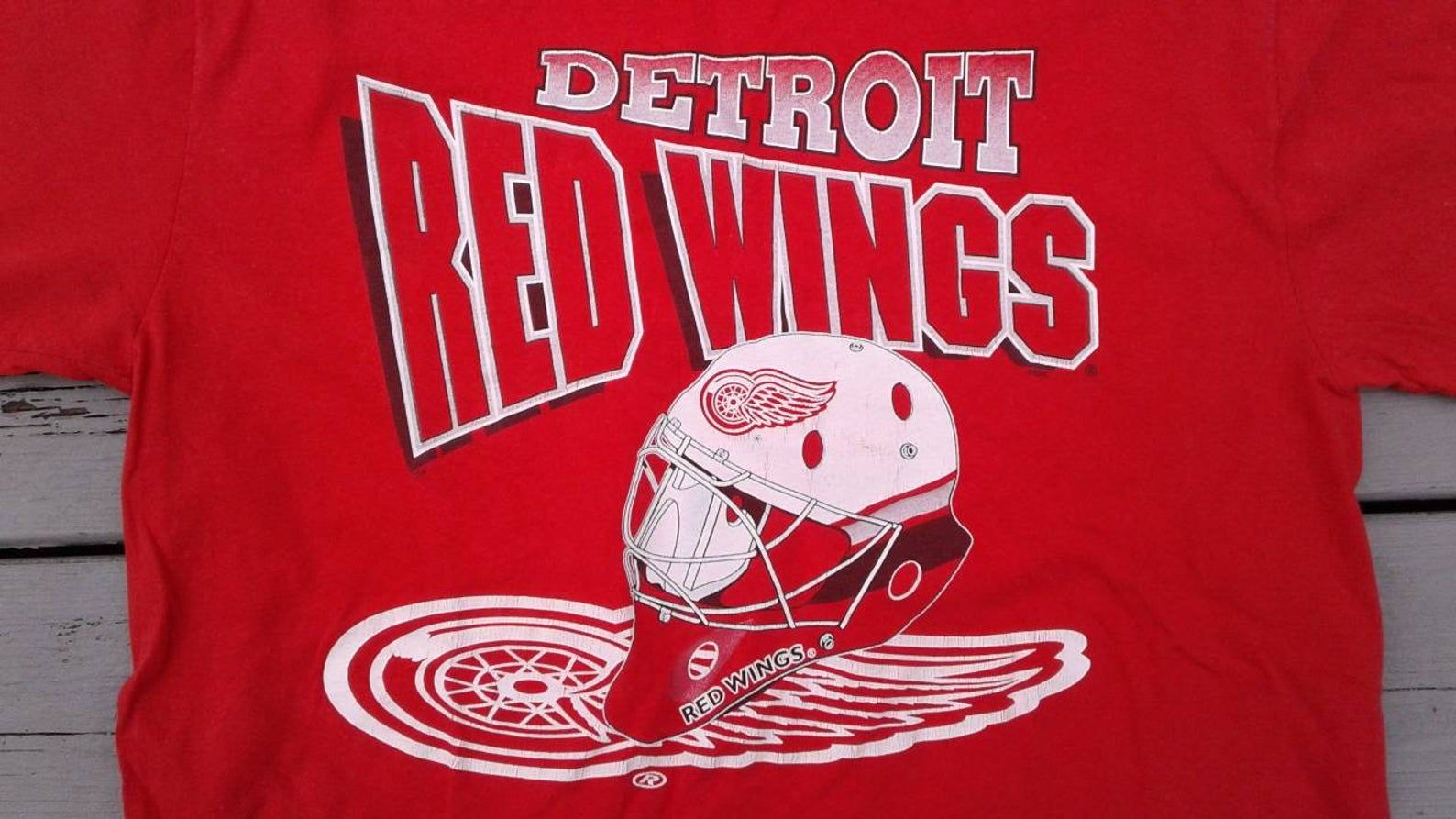 Vintage 90’S Detroit Red Wings Made In Canada By Waves T-Shirt