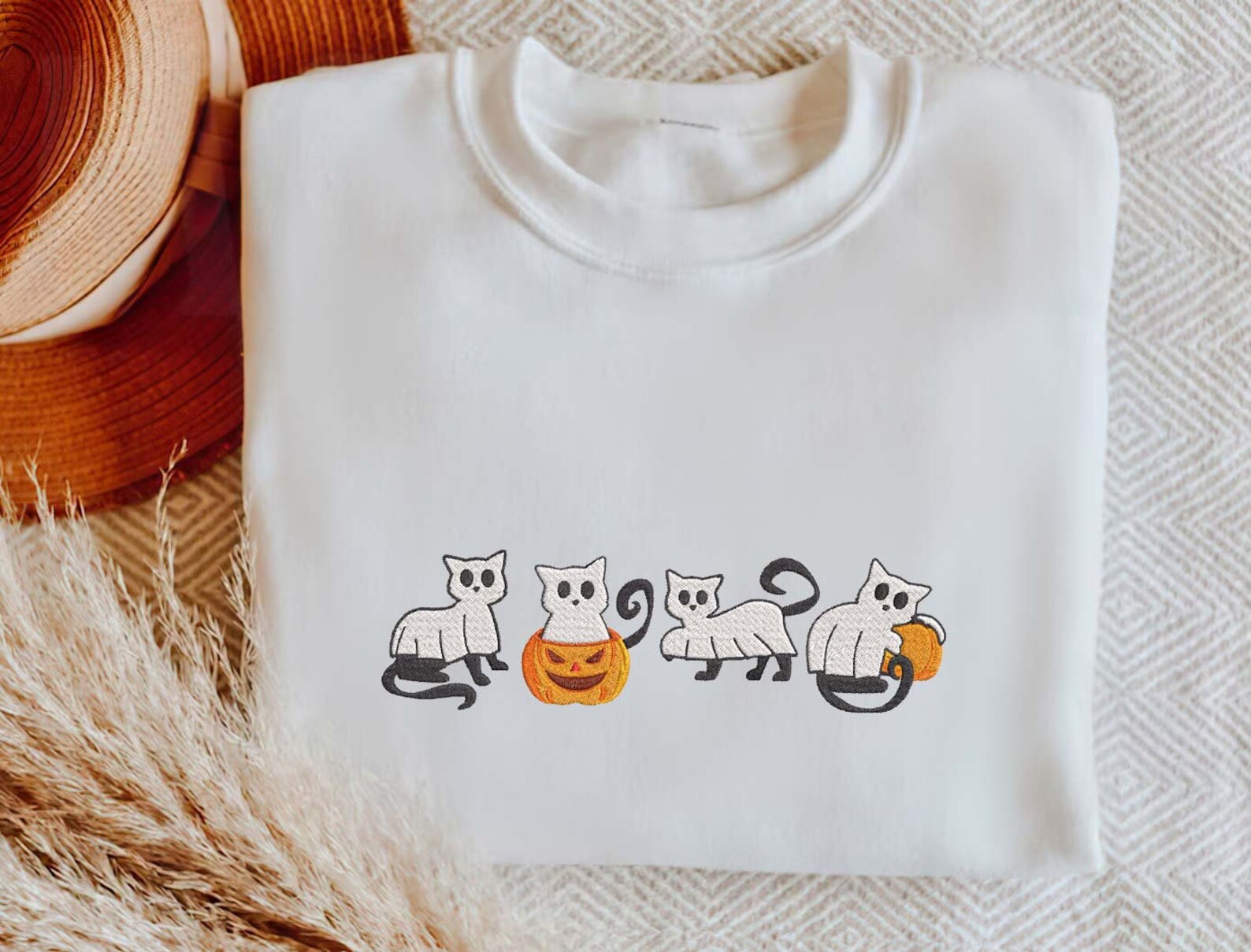 Cat Halloween Embroidered Halloween Sweatshirt 2D Crewneck Sweatshirt All Over Print Sweatshirt For Women Sweatshirt For Men Sws3017