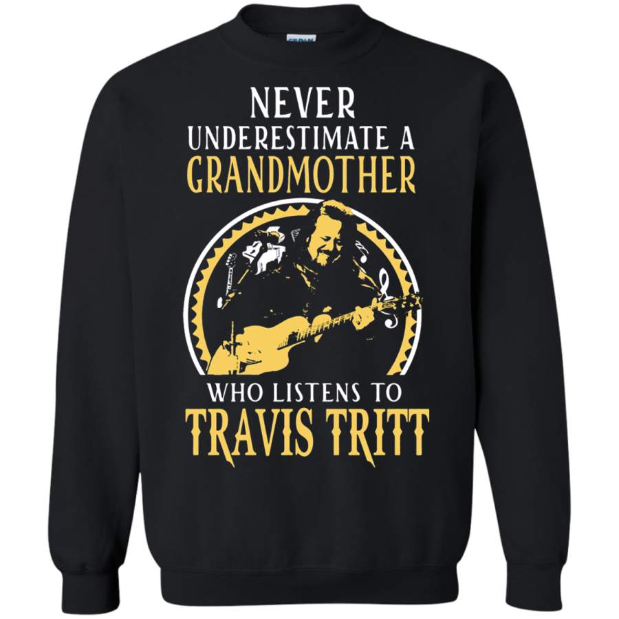 AGR Never Underestimate A Grandmother Who Listens To Travis Tritt Sweatshirt