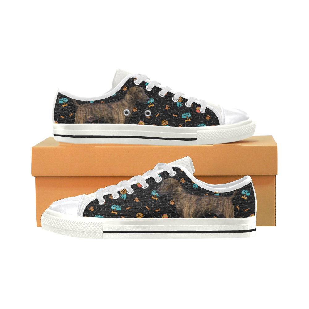 Plott Hound Dog White Women’s Classic Canvas Shoes