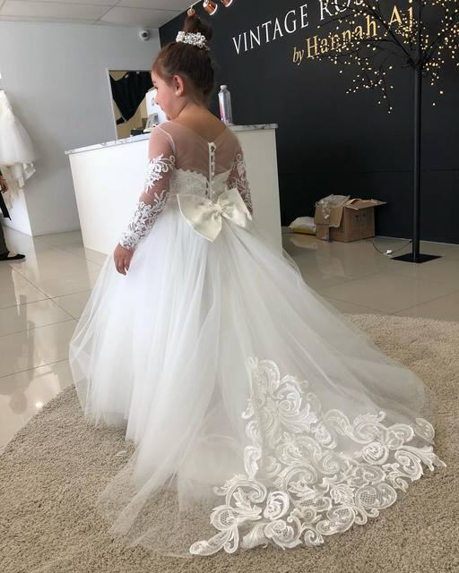 2022 New Bow Lace Ball Gown Flower Girl Dresses For Wedding Sweet Long Sleeve Soft Tulle Girls Princess Communion Dresses alx