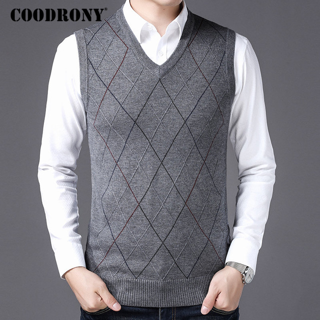 COODRONY Casual Argyle V-Neck Sleeveless Vest Men Clothes 2020 Autumn Winter New Arrival Knitted Cashmere Wool Sweater Vest 8174 alx