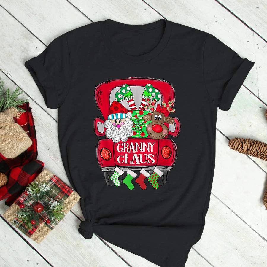 Granny Claus Christmas – Reindeer And Santa Claus Xmas T-Shirt