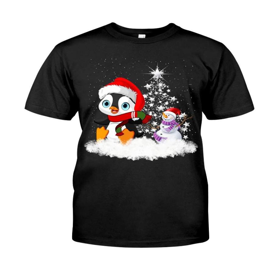 Penguin Snow Clounds Christmas Gift Black T-Shirt Guys Tee