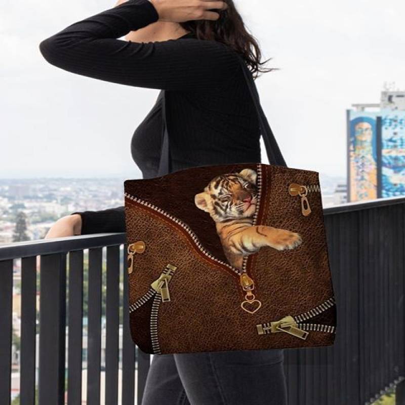 Tiger Leather – Leather-Effect Printing Canvas Tote All-Over Tote