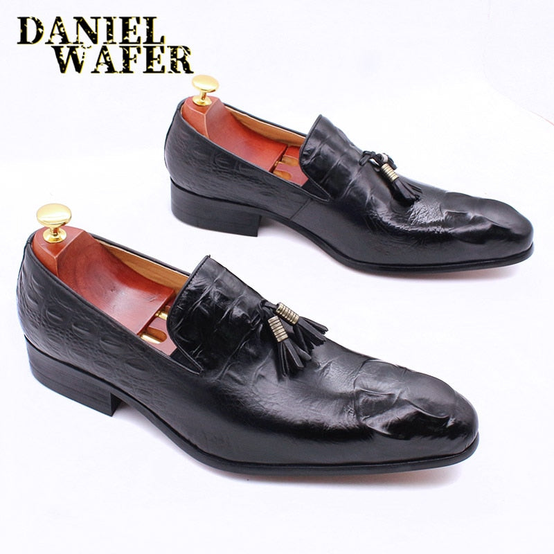 Microdeer 2022 Luxury Men’S Leather Dress Shoes Crocodile Prints Casual Men Shoes Black Brown Slip On Tassels Loafers Office Wedding Shoes Male