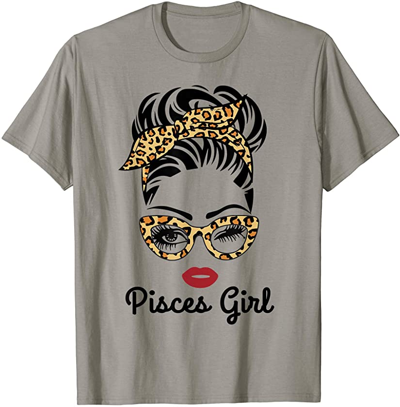 Pisces Girl Woman Face Leopard Bandana glasses T-Shirt