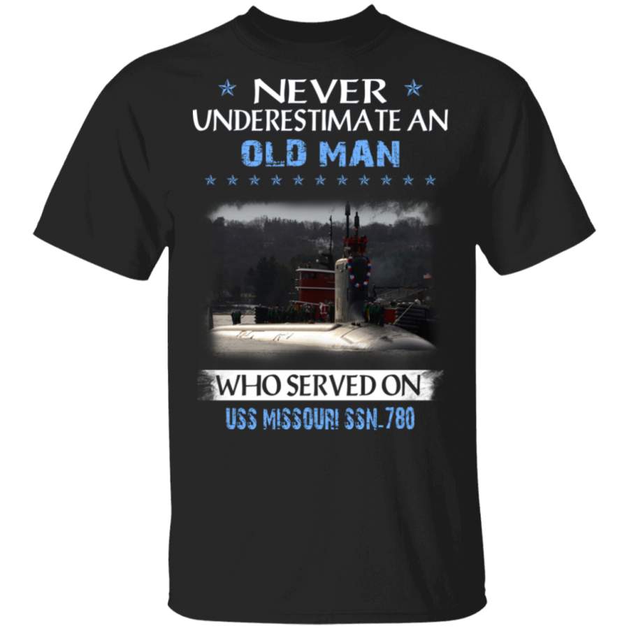 USS Missouri SSN-780 Veterans Day Christmas Gift T-Shirt