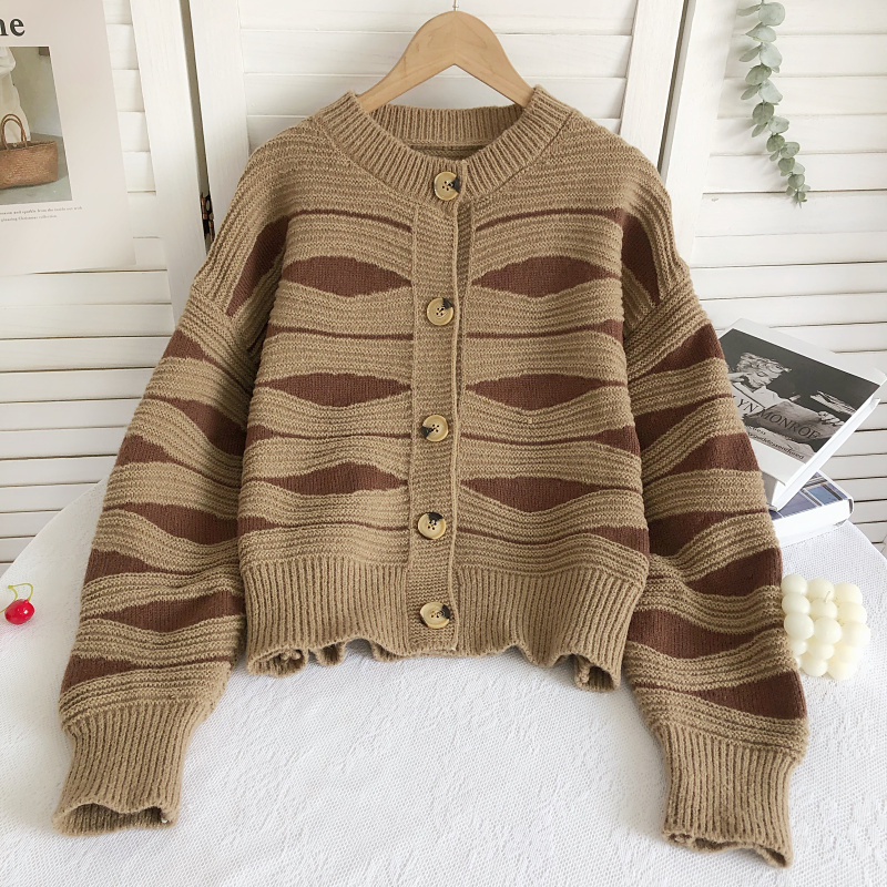 Vintage O-neck Long Sleeve Stripe Knitting Top New 2022 Autumn Fashion Temperament Single Breasting Cardigan Sweater Women alx