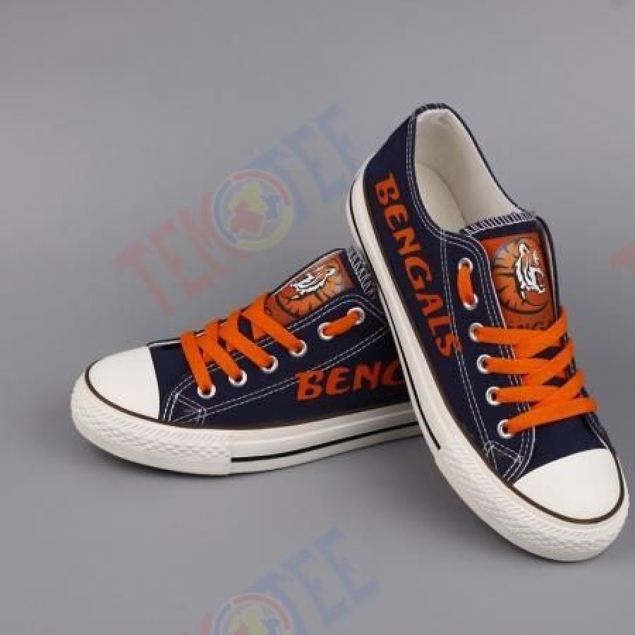 Mens Womens Cincinnati Bengals Low Top Bengals Running Shoes Tennis Shoes Low Top Shoes Custom Print Footwear Converse Sneakers TMT426