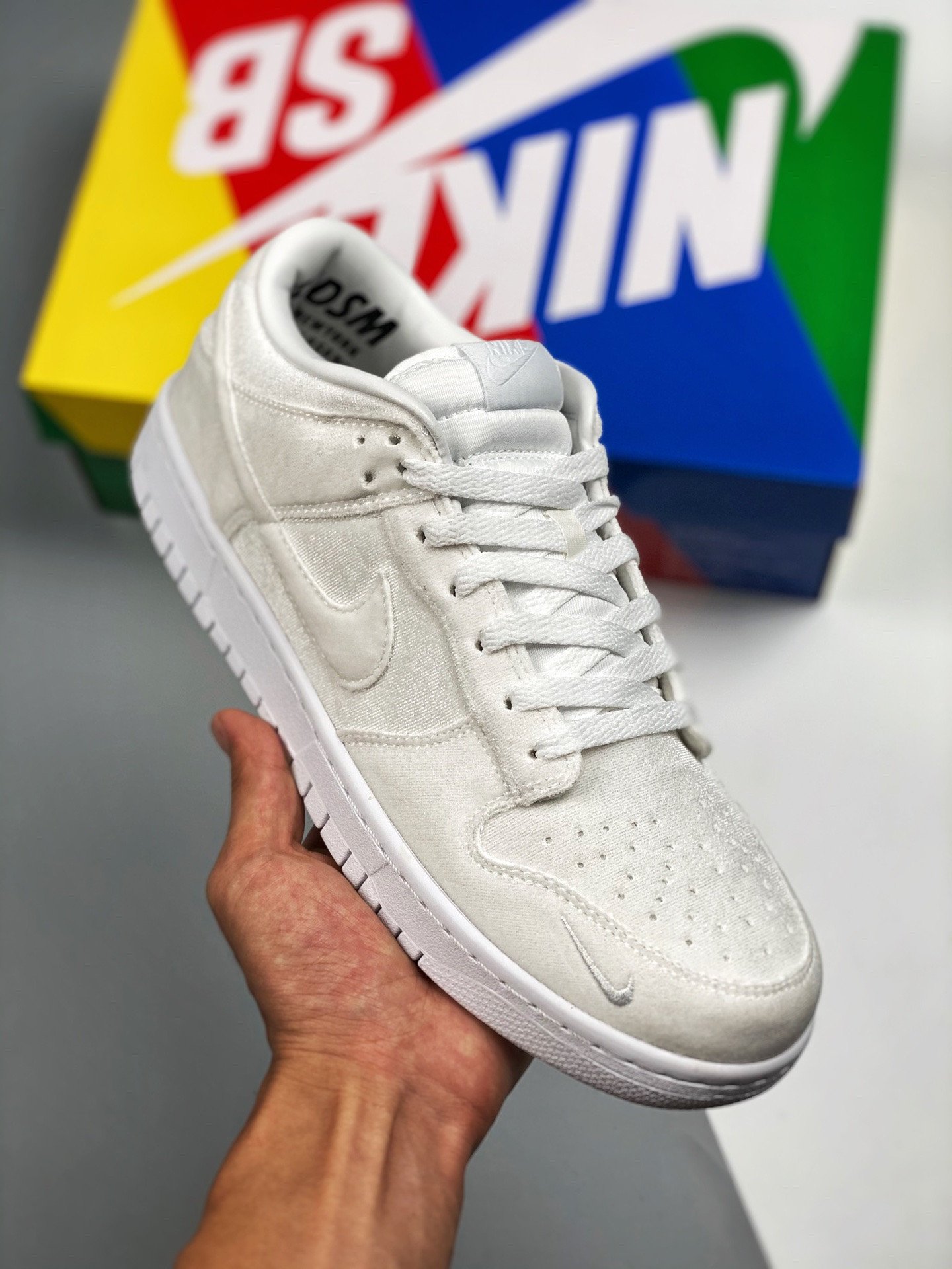 Dover Street Market x Nike Dunk Low Triple White DH2686-100 5340948