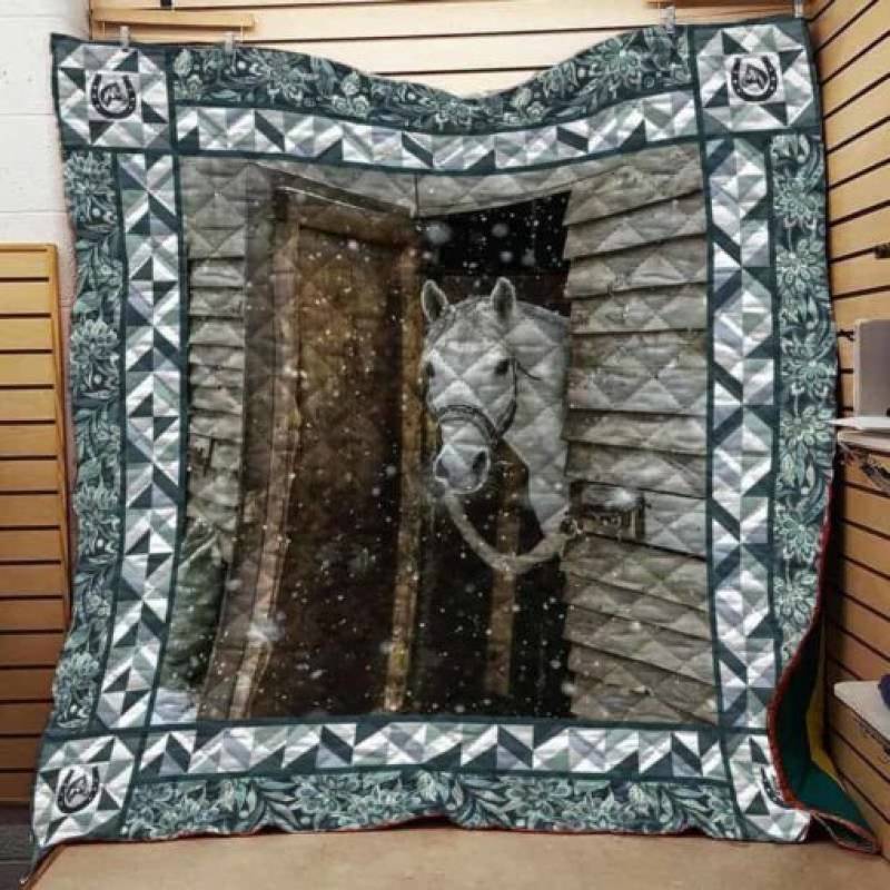 Horse D0504 81O38 Blanket