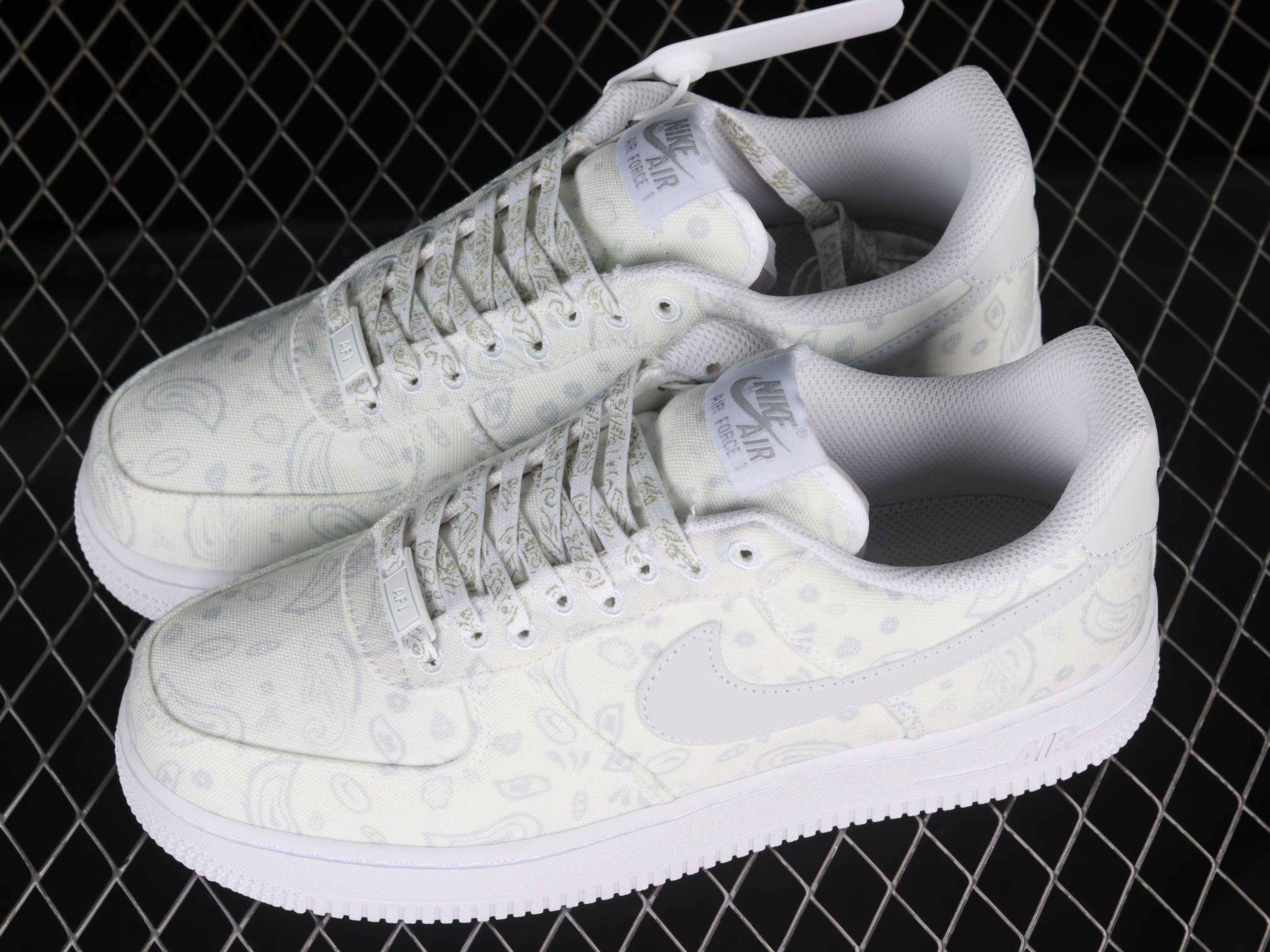 Nike Air Force 1’07 White Cashew Flower Shoes Sneakers SNK721117152