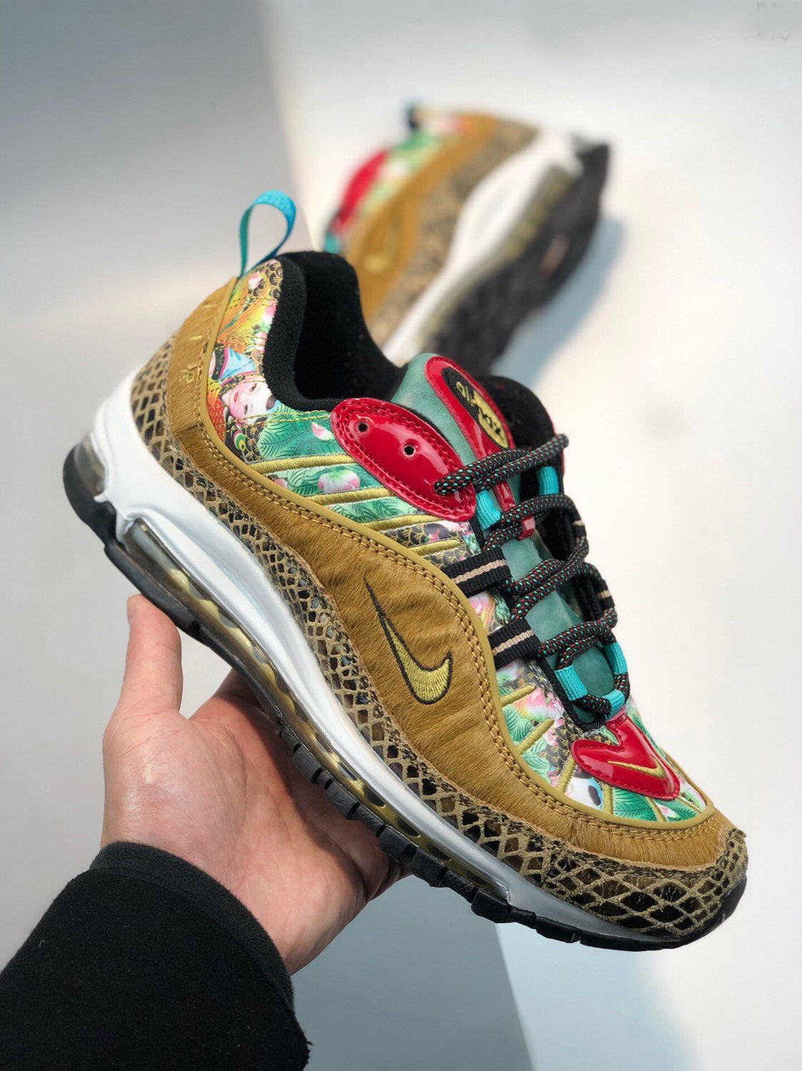 Nike Air Max 98 CNY Multi-ColorMetallic Gold-University Red 5339553