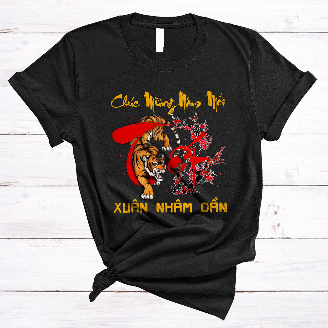 Chuc Mung Nam Moi Cool Happy Lunar New Year 2022 Tiger Vietnamese Tet Tiger Lover Gifts T-Shirt