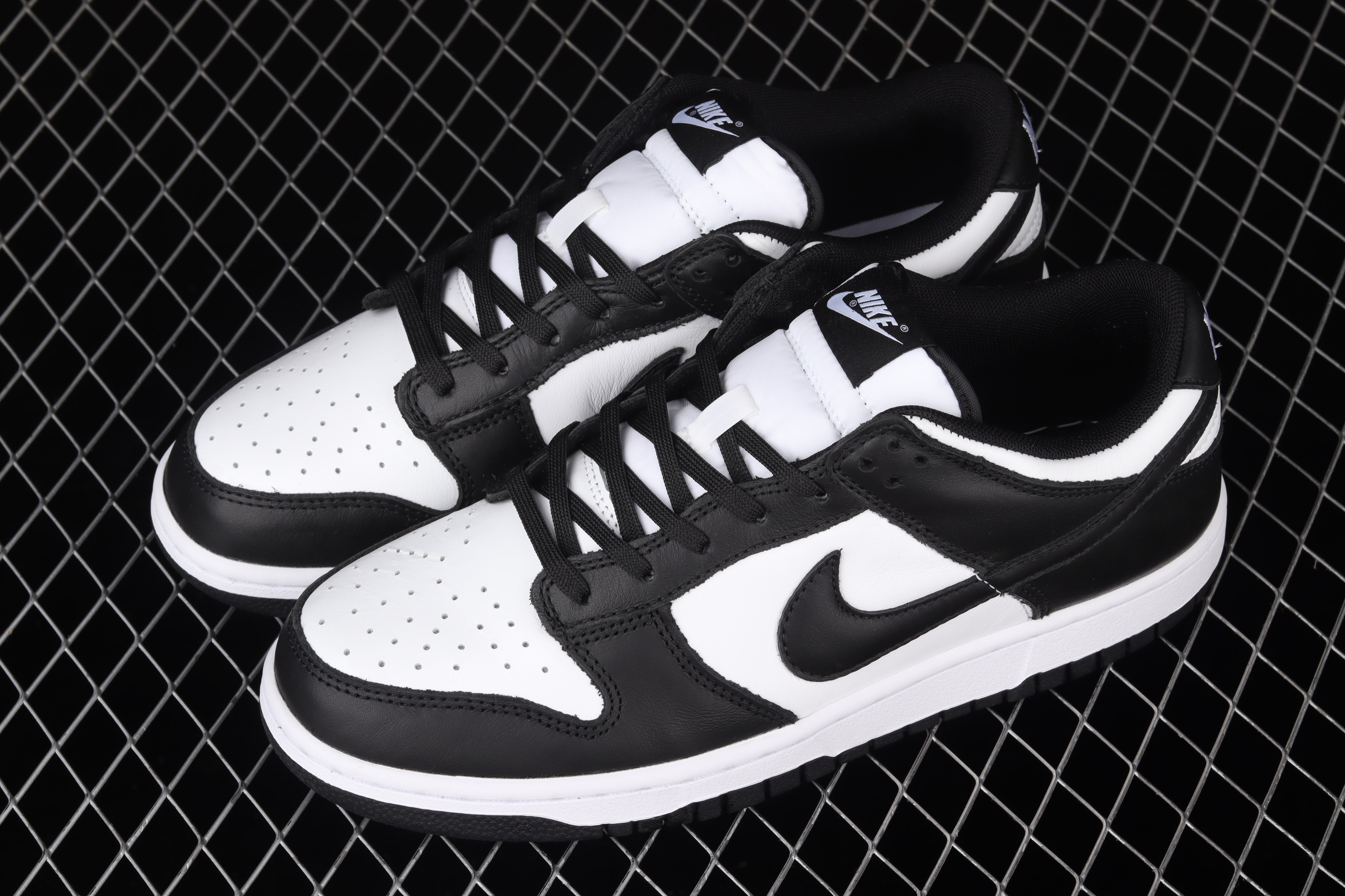 Nike Dunk Low Retro White Black Panda Sneakers SNK246792719