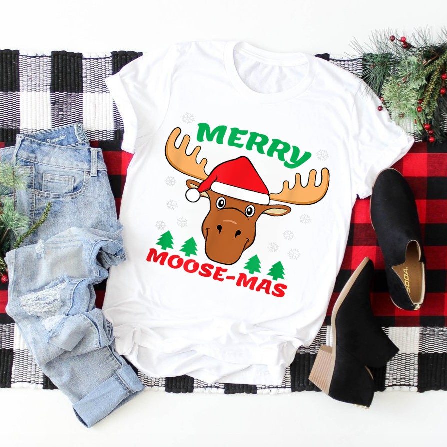 Xmas Moose Saying Fun Elk Alaska Slogan Quotes Reindeer Shirt Christmas Gifts