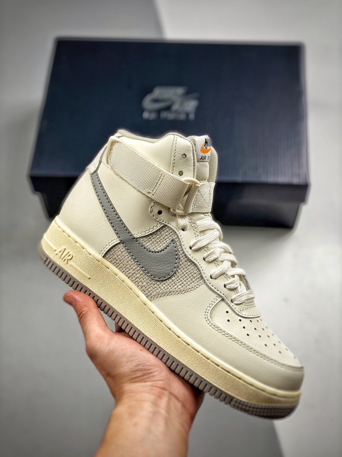 Nike Air Force 1 High Vintage SailMedium Grey-Light Bone-Coconut Milk 5340567