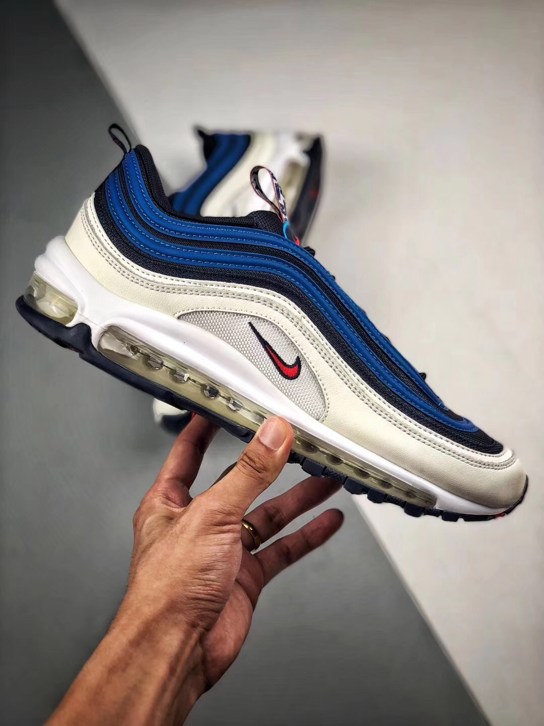 Nike Air Max 97 ObsidianUniversity Red-Sail-Blue Nebula 5339600