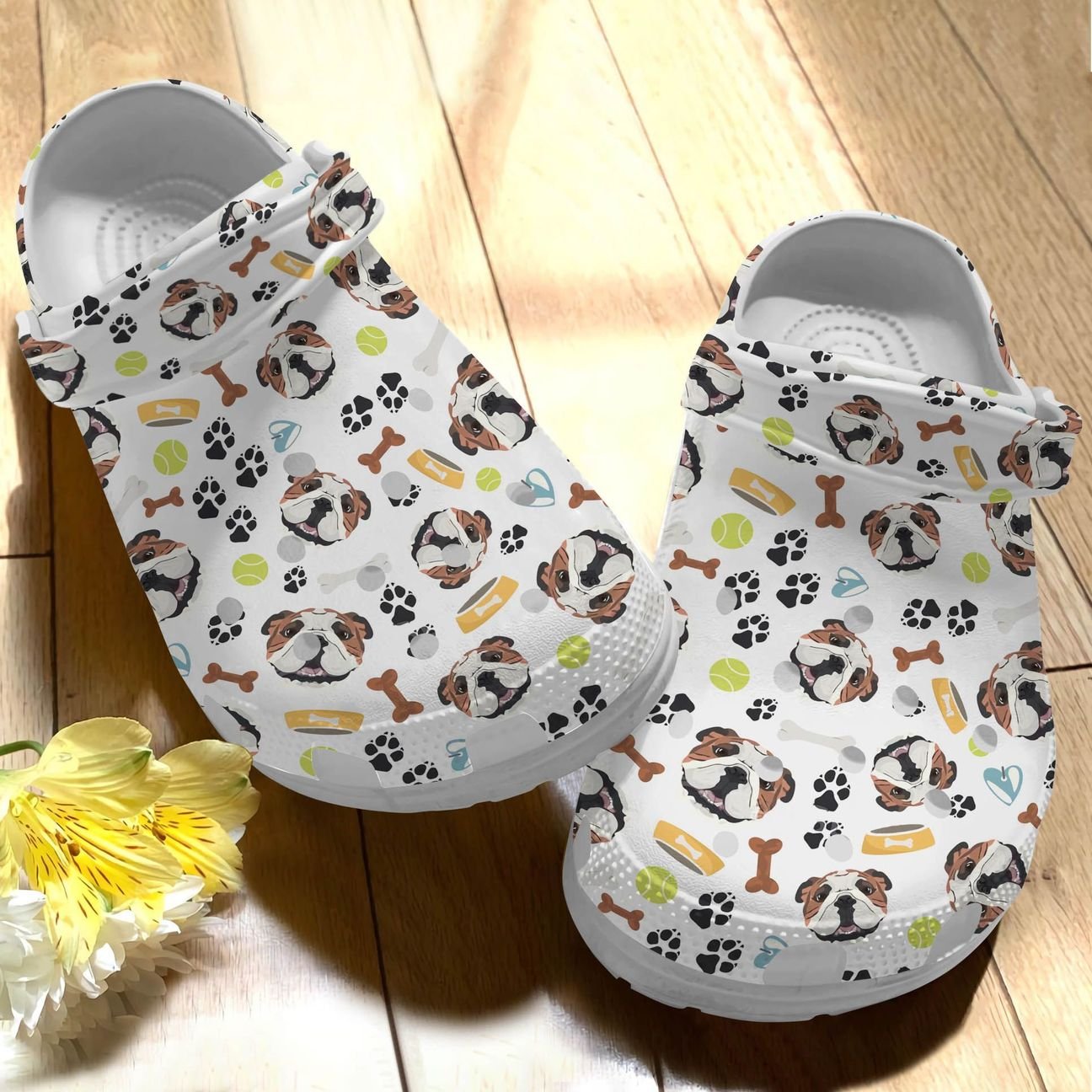 English Bulldog Personalize Clog, Custom Name, Text, Fashion Style For Women, Men, Kid, Print 3D Smiling Bulldog Pattern