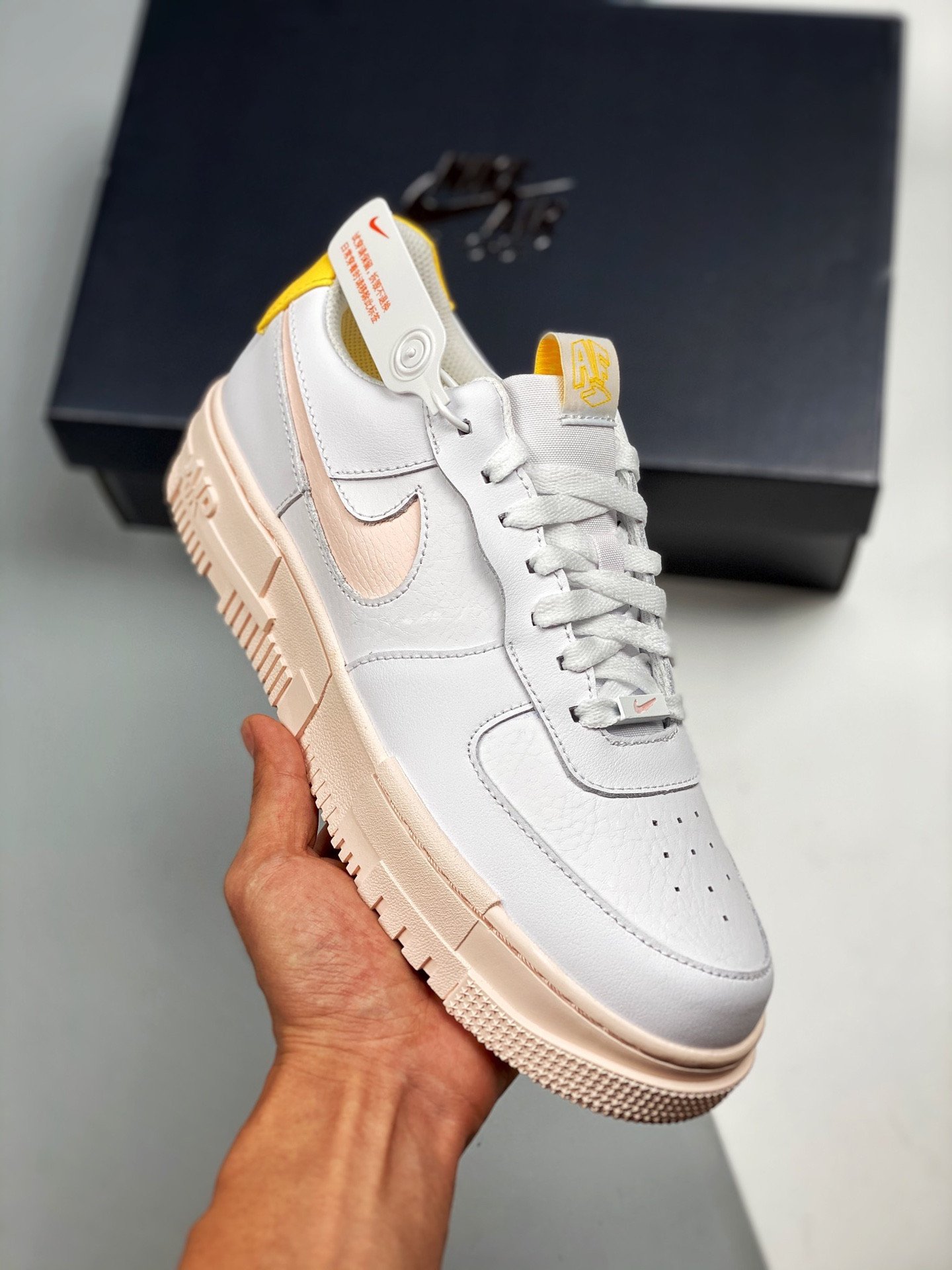 Nike Air Force 1 Pixel WhiteArctic Orange-Sail-Orange Pearl 5340091