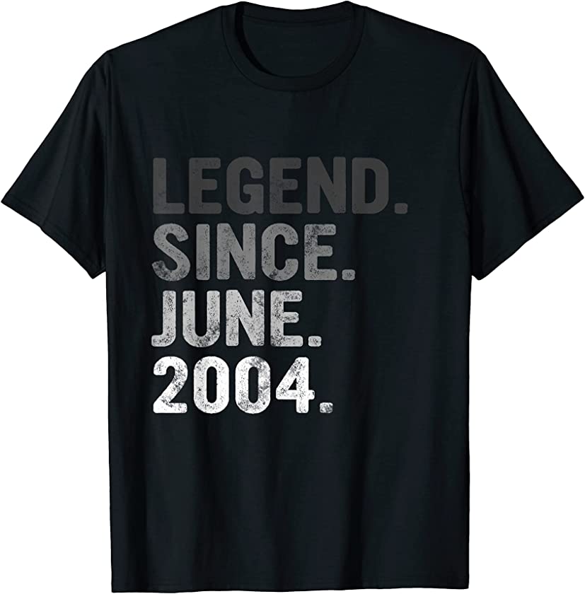 Vintage June 2004 Clothes 17 Years Old Retro 17th Birthday T-Shirt