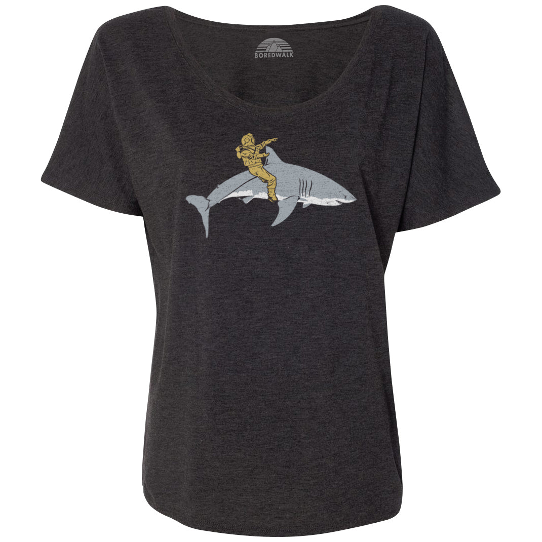 Women’S Diver Riding A Shark Scoop Neck T-Shirt