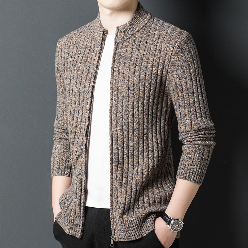 Upscale men’s autumn and winter long-sleeved sweaters men’s new casual soft knitted sweaters men’s cardigans. alx